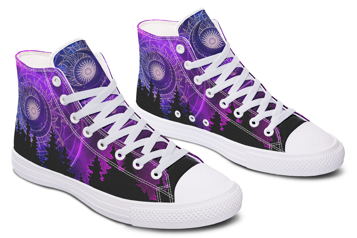 Title 19, Modieuze high-top canvas schoenen met kleurendr...