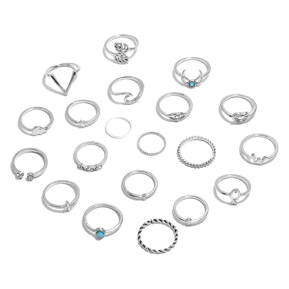 Baby Elephant Moon Retro Ring Set