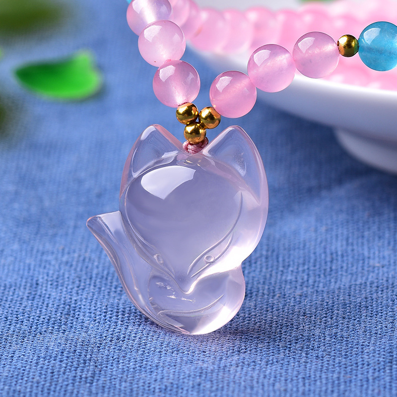 عقد كريستالي طبيعي بتعليقة ثعلب - مجوهرات نسائية عصرية