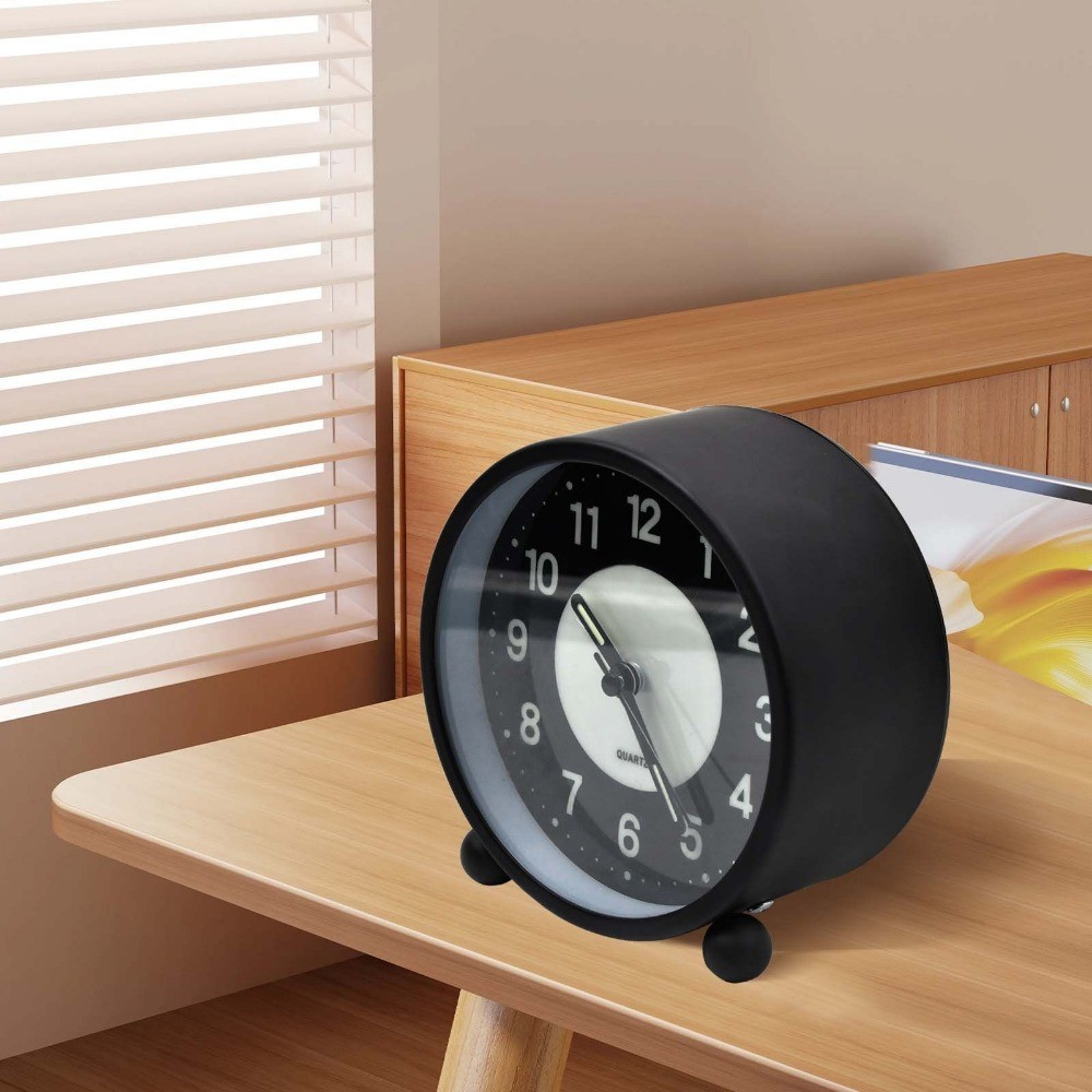 Black Silent Bedside Alarm Clock Non Ticking Glow-in-the-Dark Bedroom — image 6