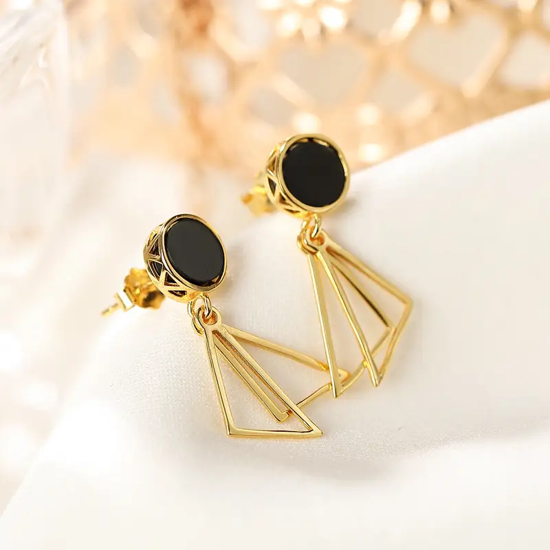 Personality Light Luxury Geometric Ladies Earrings