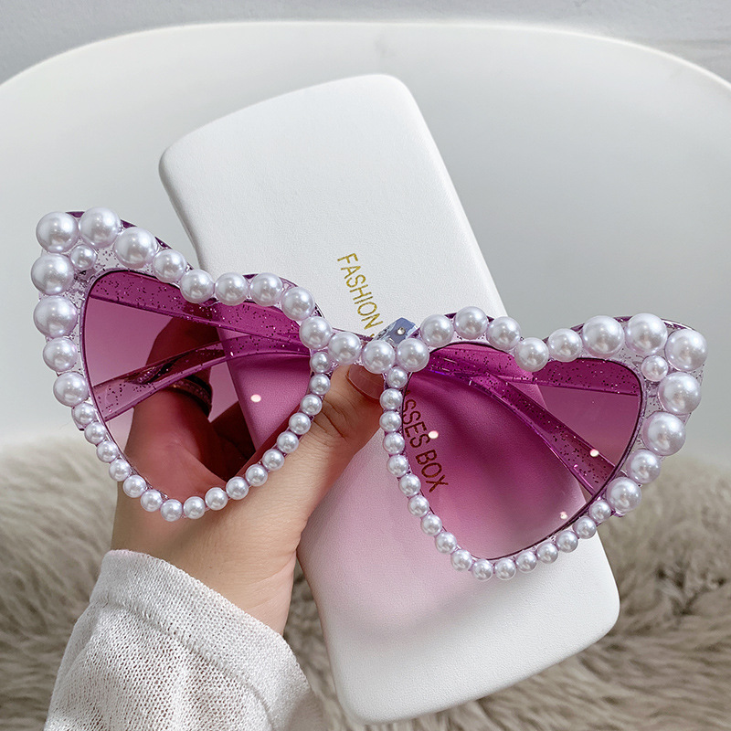 Title 7, Big Frame Heart-shaped Pearl Sunglasses