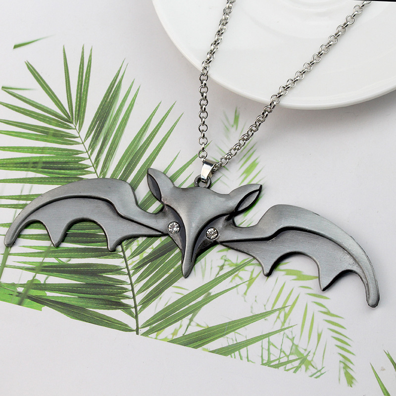 Halloween Animal Bat Wing Diamond Necklace (Picture color)