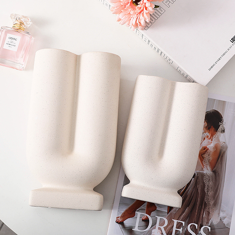 Creative Frosted Ceramic Vase With Metal Spots - 6