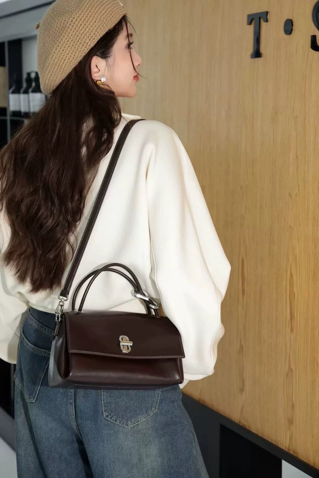 Sac pour femme en cuir de première qualité personnalisé avec une sensation élégante – Image 3