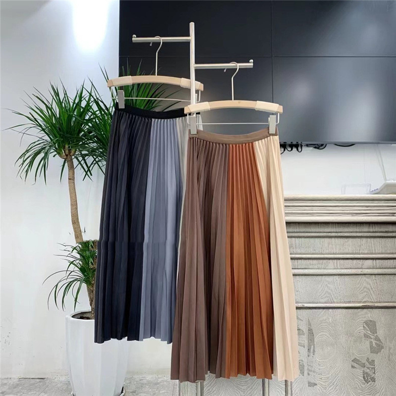Women's Contrast Color Mid-length Pleated Skirt