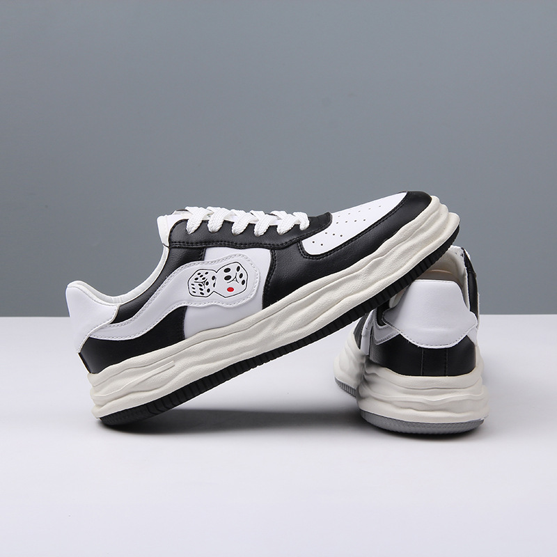 Soft Sole Comfortable And Fashionable Casual Shoes
