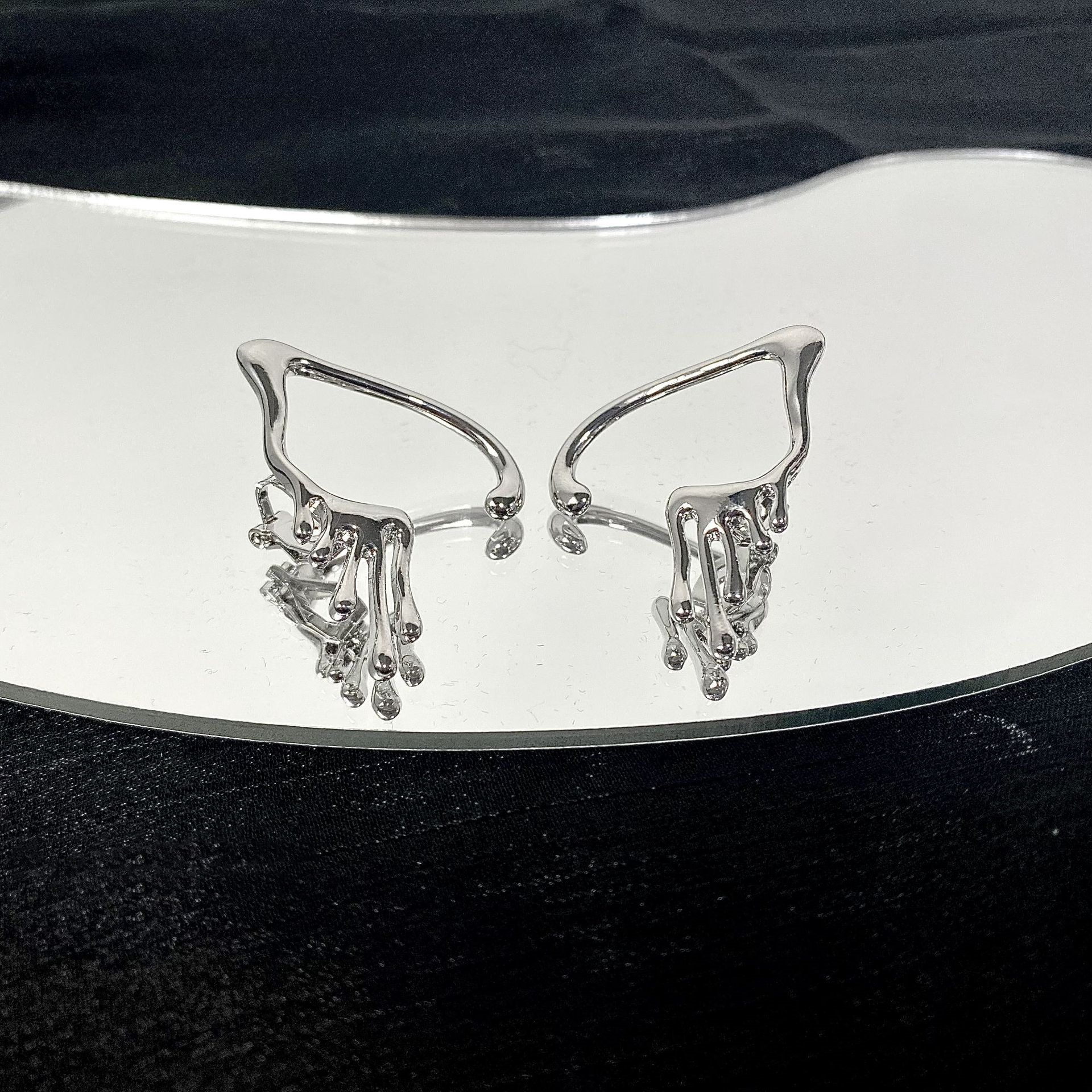 Women's High-quality Ear Clips Without Pierced