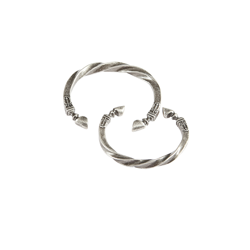 Title 6, Lucky Horseshoe Retro Bracelet For Men And Women