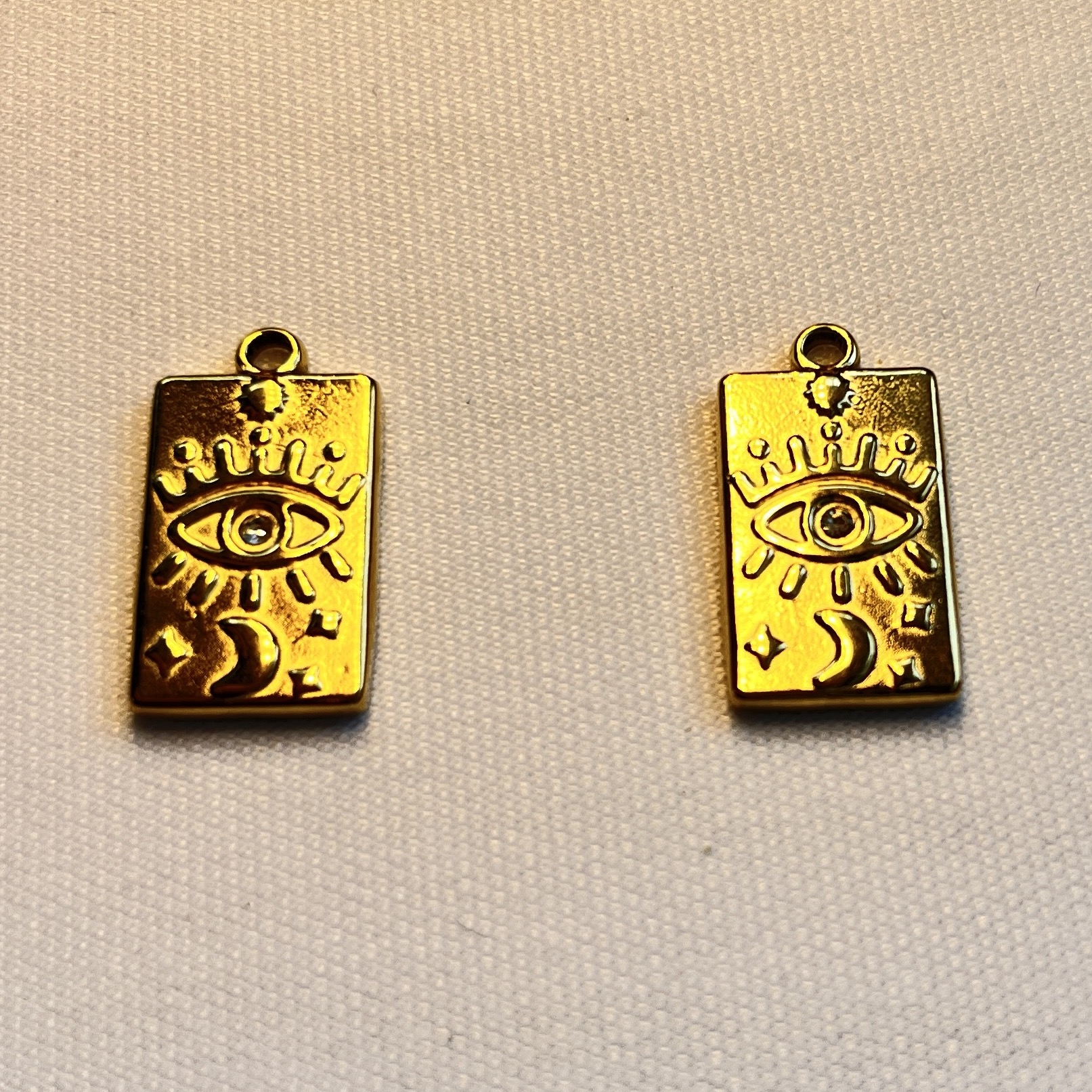 Titanium Steel, Versatile Personality, Niche Trends, Pendants