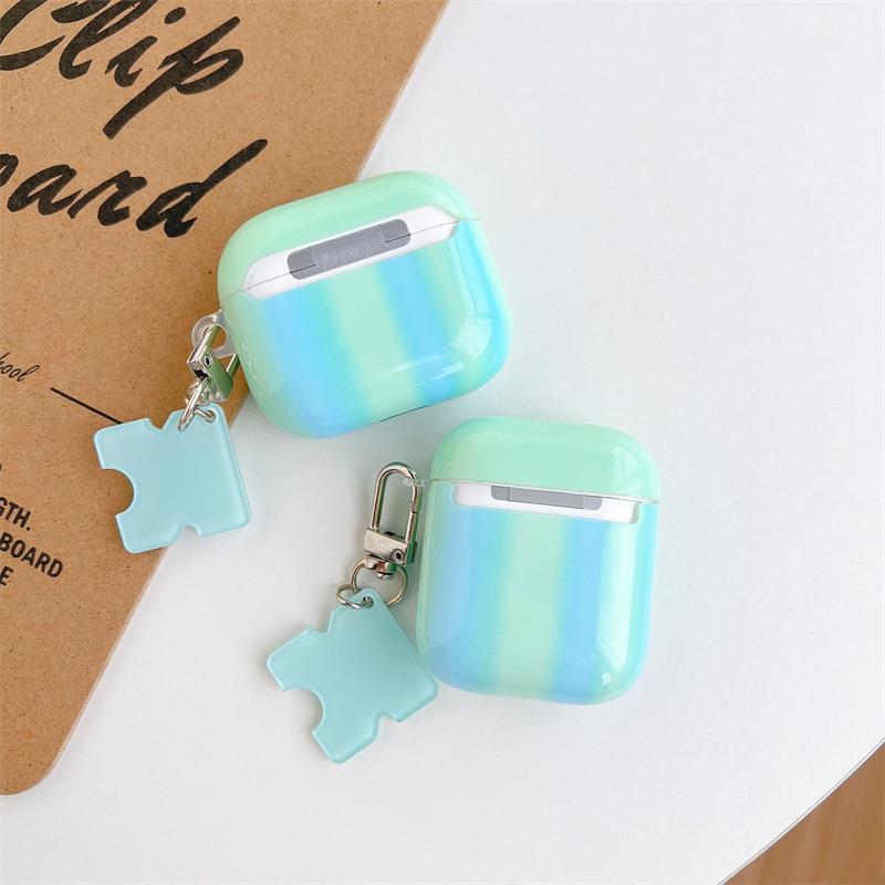 Color-coded Bluetooth Headphone Case - Image 8