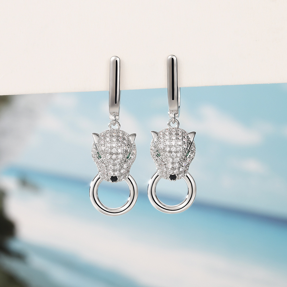 Temperament Wild Leopard Head Copper Earring Female