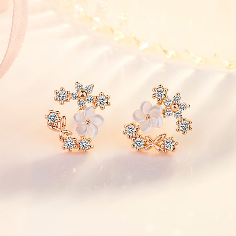 Korean Fashion Shell Flower Earrings