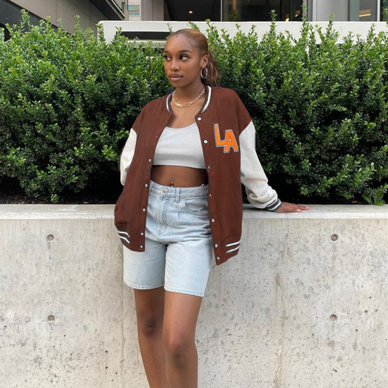 Women's Single-breasted Round Neck Contrast Stitching Embroidery