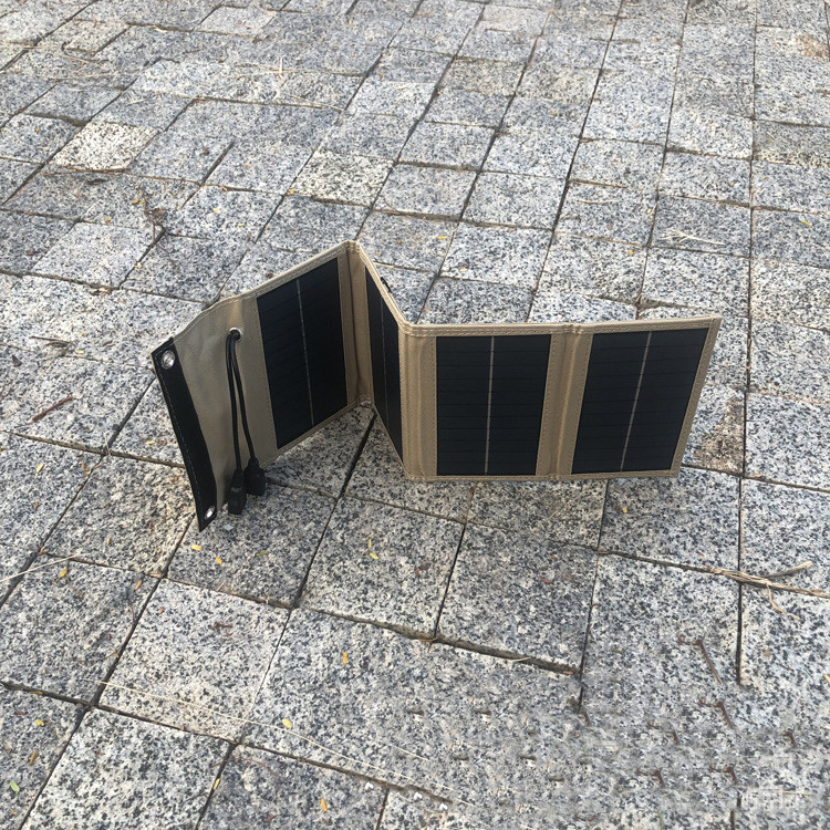 7W4 Folding Solar Charger Beige - Image 2