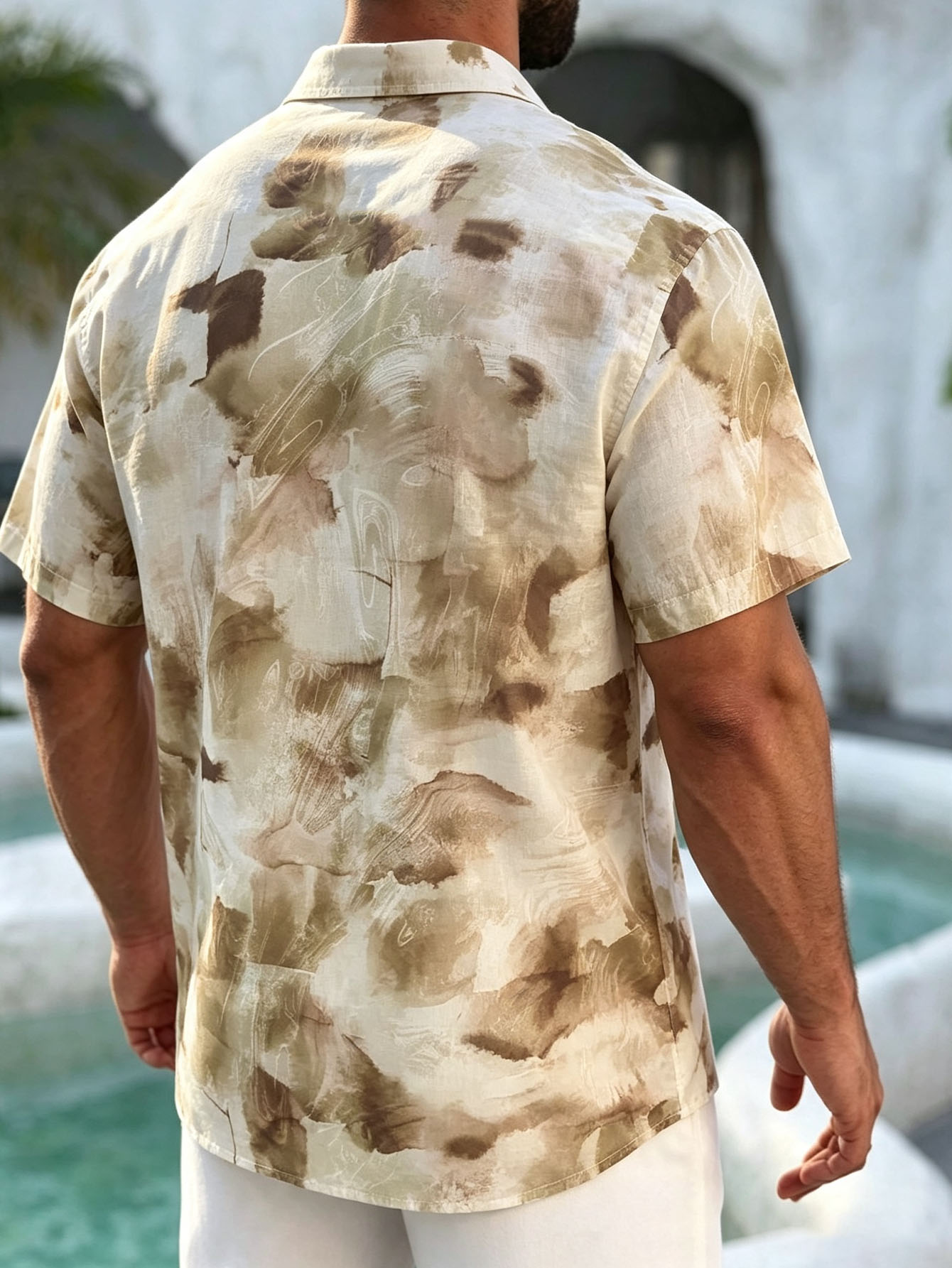 ["Hawaiian shirt","tropical print shirt","vacation wear for men"]