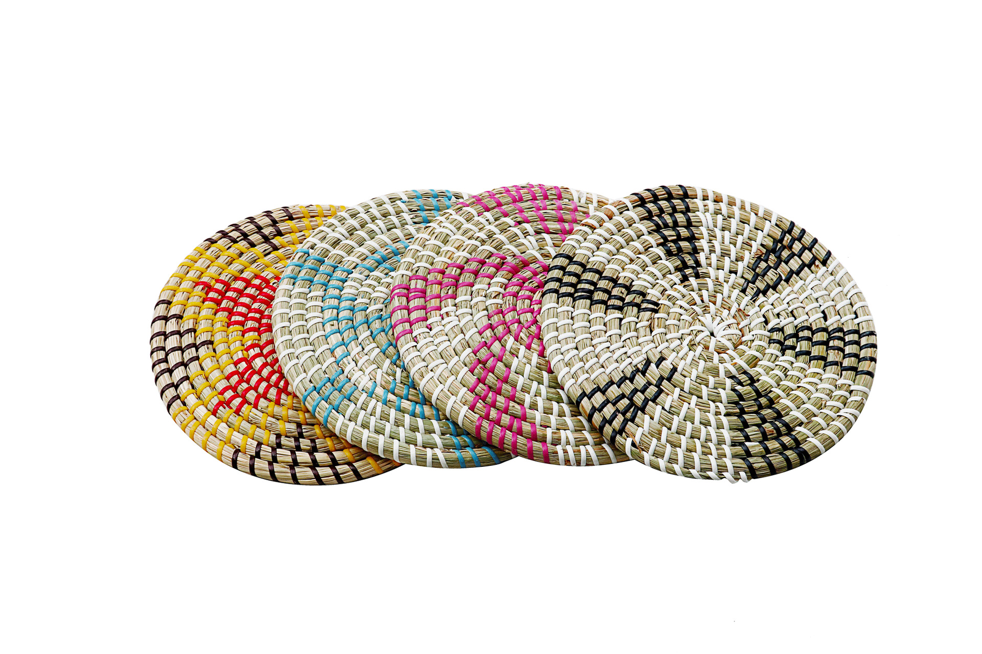 Eco-Friendly Handwoven Straw Round Placemat, designed to complement natural and rustic dining settings.