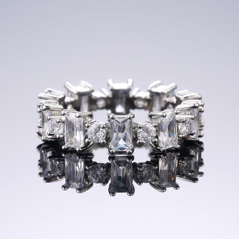 خاتم نسائي مربع من الزركون الأنيق  
خاتم للبنات بتصميم رائع لأصبع المؤشر  
مجوهرات تناسب جميع الإطلالات