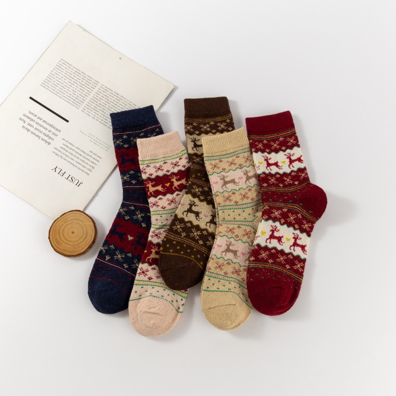 Women's Christmas Reindeer Knit Crew Socks, Vintage Fair Isle Thermal Socks, Warm Winter Wool Blend Socks With Holiday Pattern