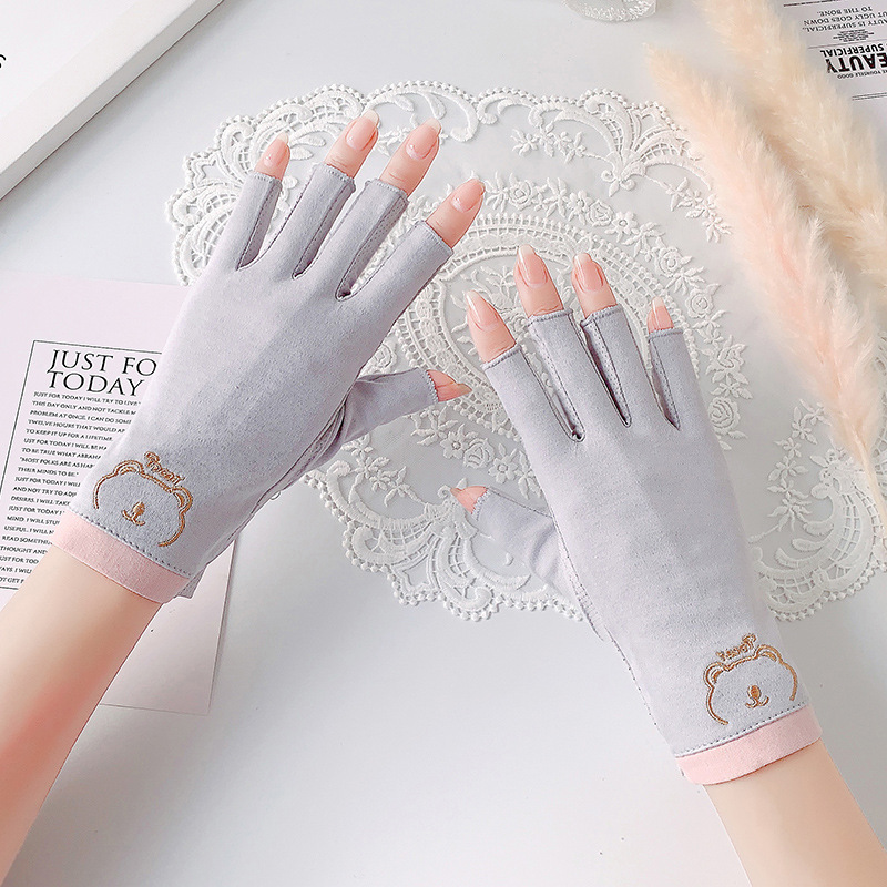 Title 3, Sun Protection Half Finger Nail Gloves