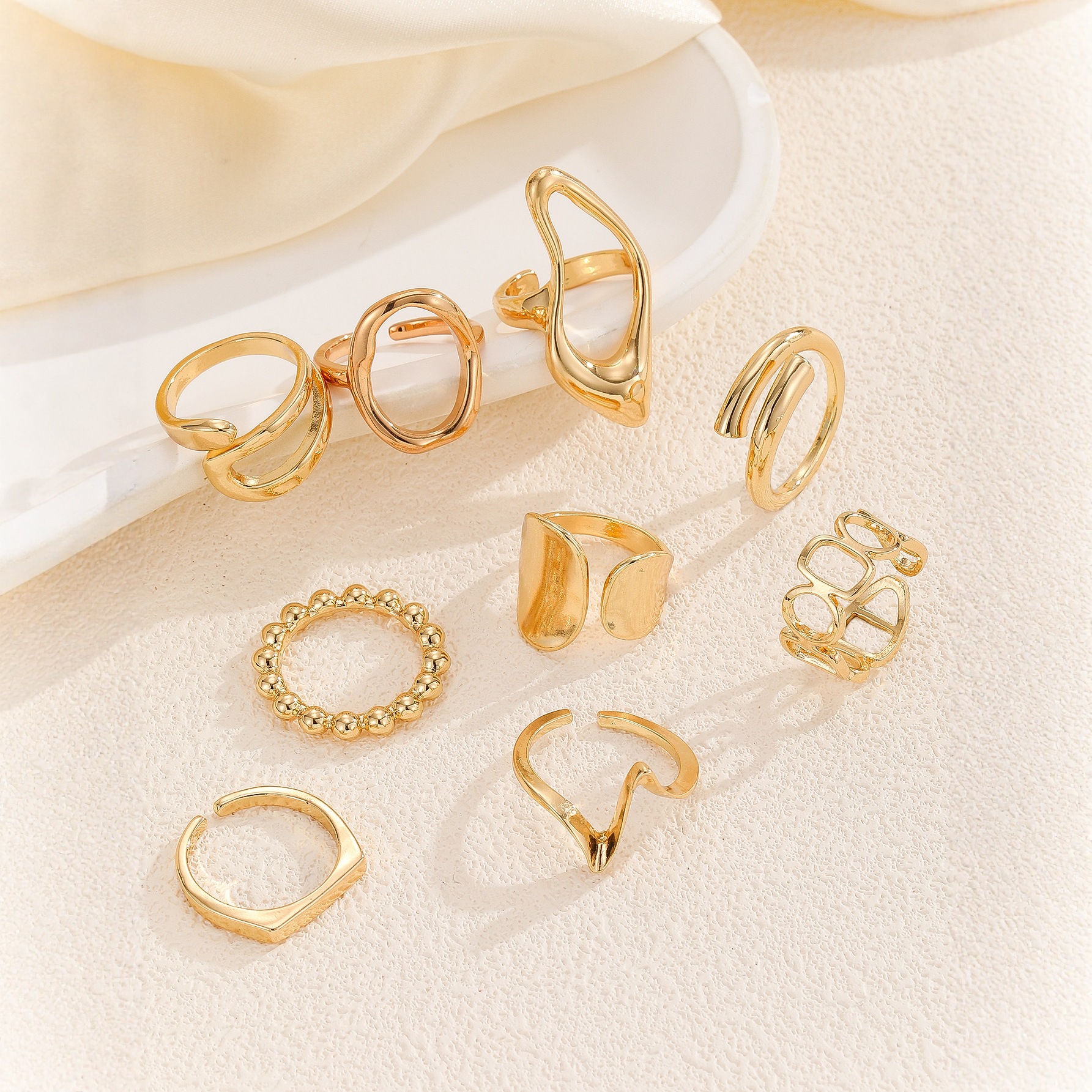 Open Mouth Wavy Ring For Women