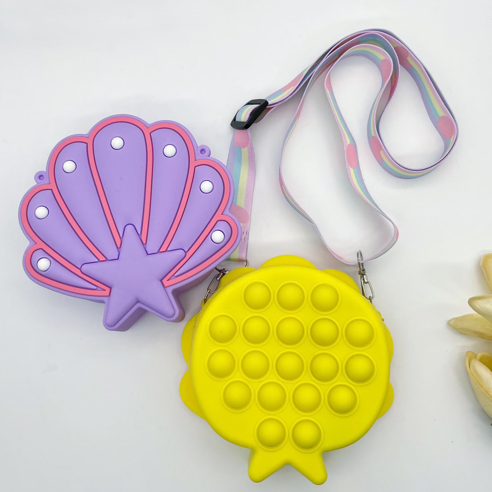 Title 1, Cartoon Cute Shell Silicone Bag