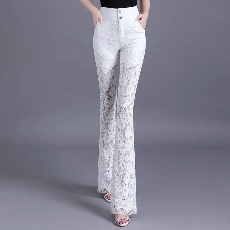 Title 2, Pantalon flare en dentelle blanche taille haute...