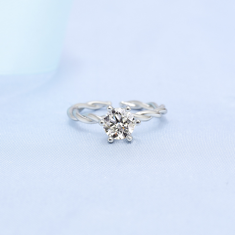 Fashion Diamond-studded Twist Vine Ring Women