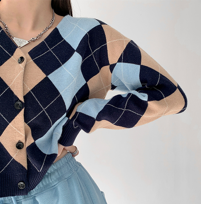 Retro Hit Color Diamond Plaid Knitted Cardigan Women's Long-sleeved Sweater Coat