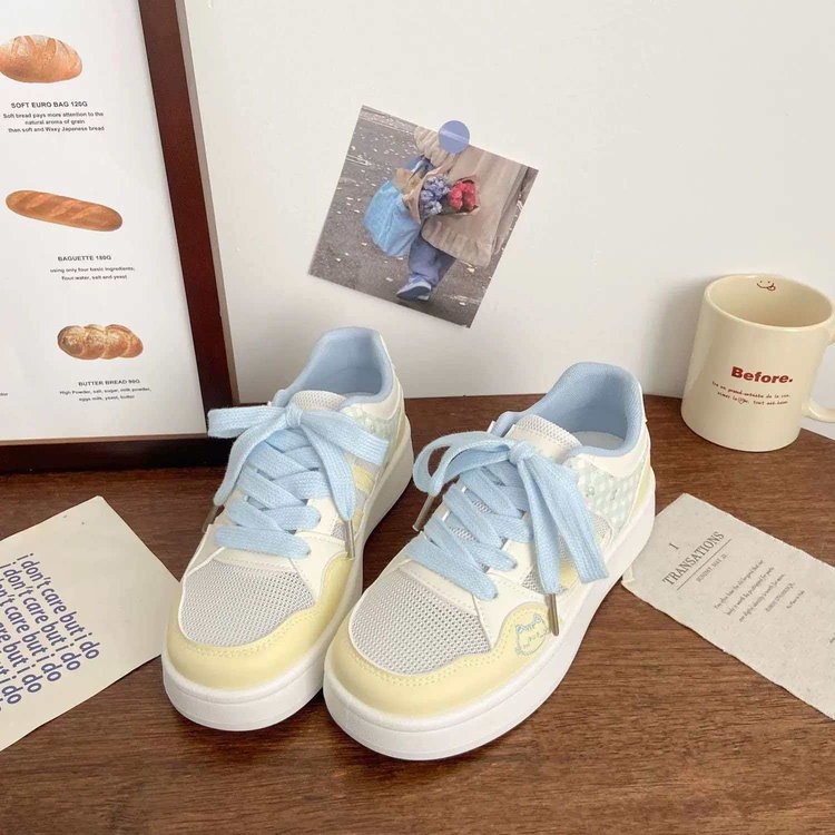 Cute Cat Design Low-Top White Shoes For Women, New Spring 2026 Collection... 2