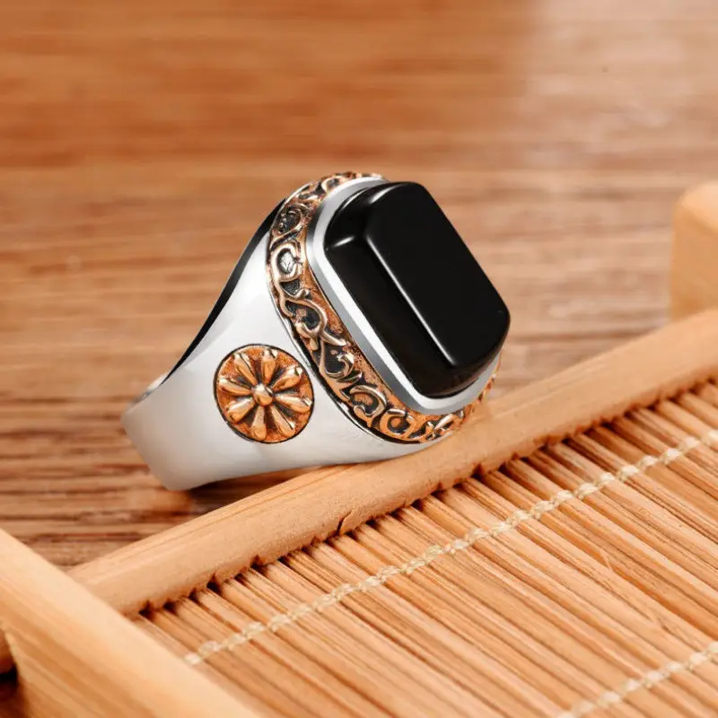 New 925 Silver Vintage Black Agate Ring