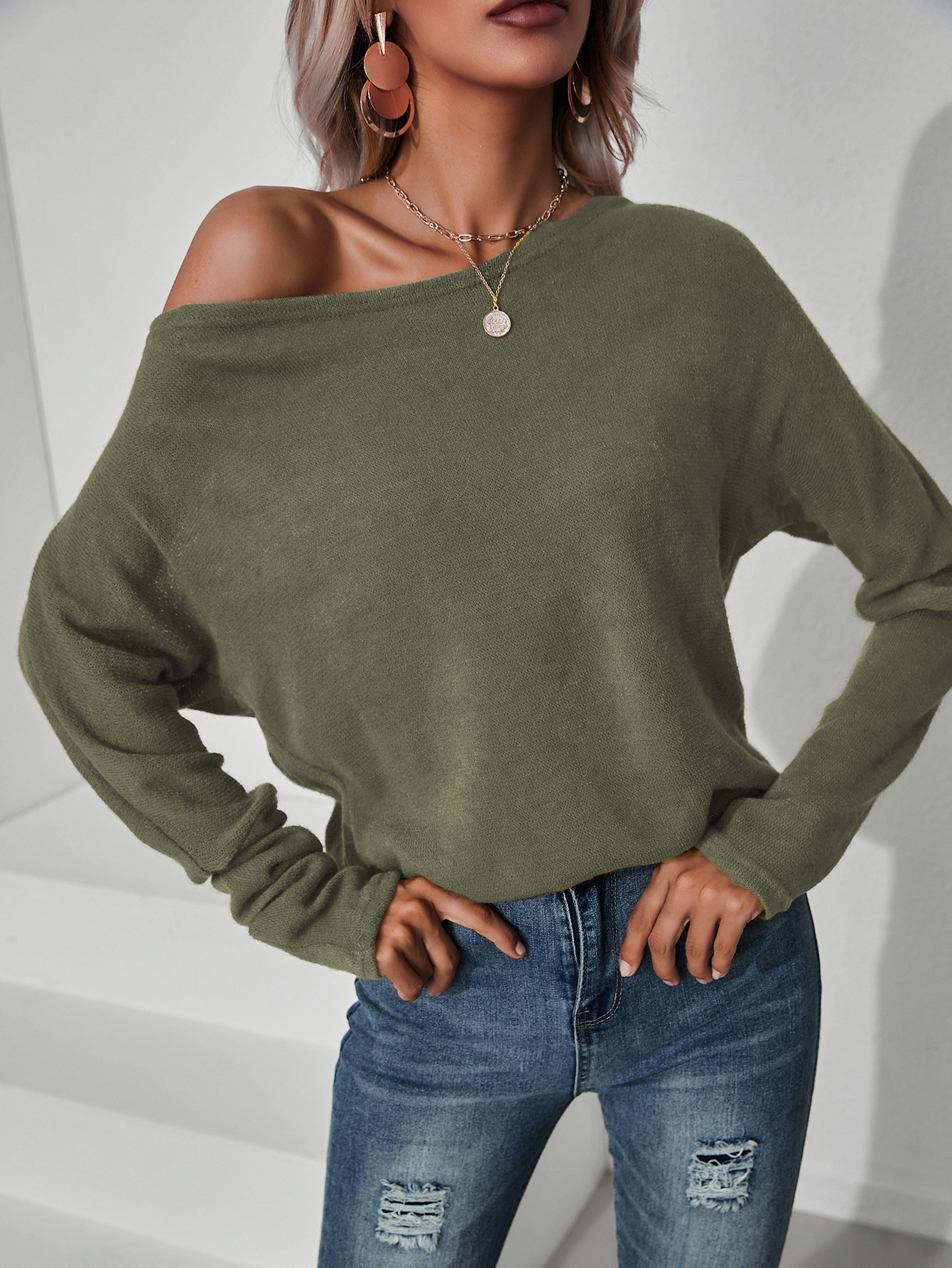 Title 2, Street Solid Color Knitted Oblique Shoulder Top...