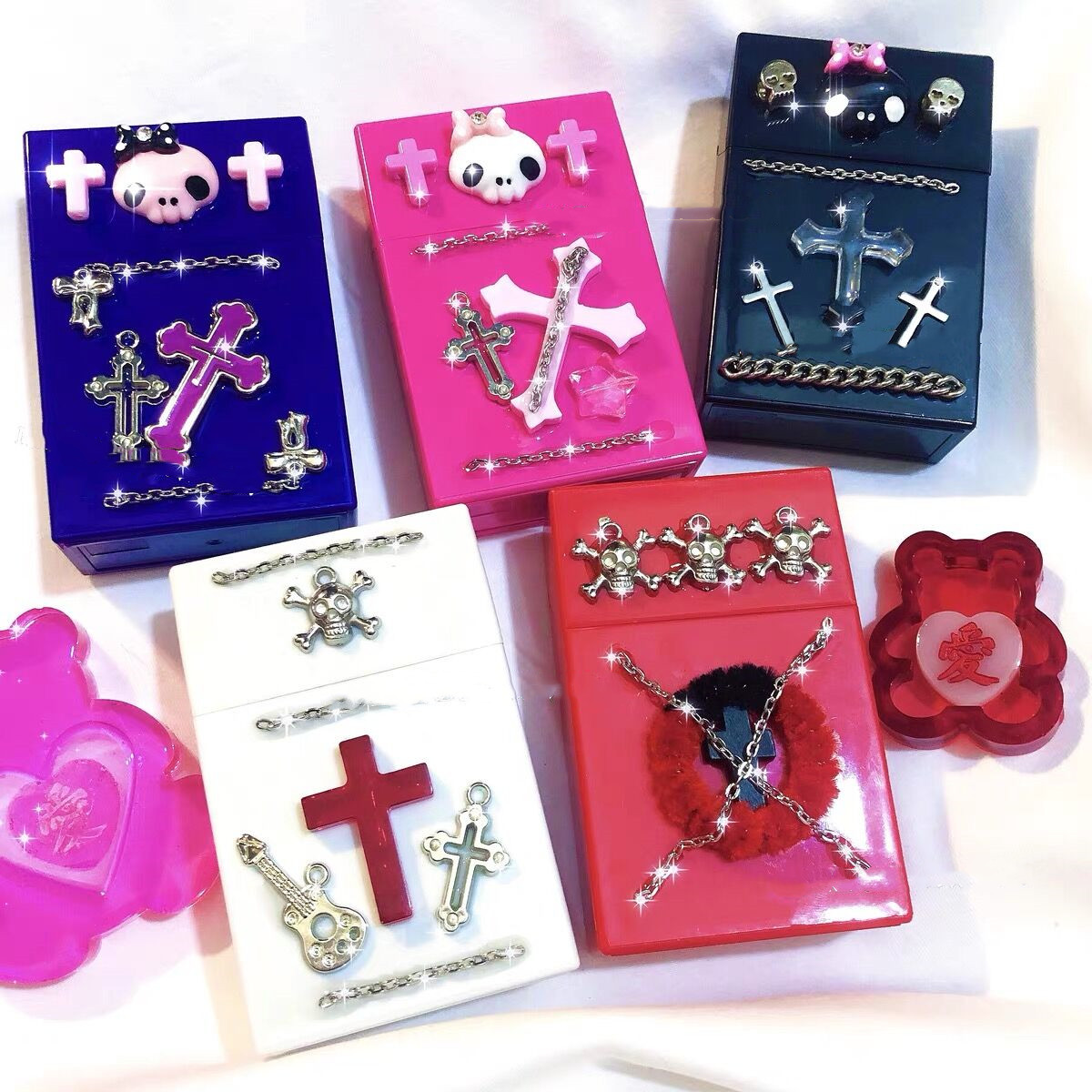 Design Color Skull Cross Storage Cigarette Case