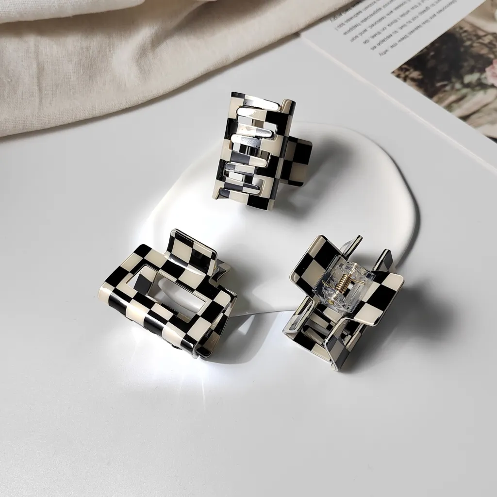 Temperament Black And White Checkerboard Grab Clip Retro Hair Accessories - Ta407