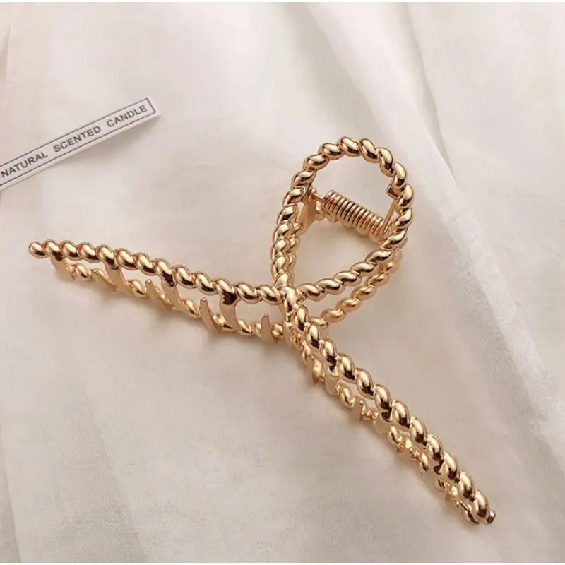 Blond Hair Clip Shark Large Bath