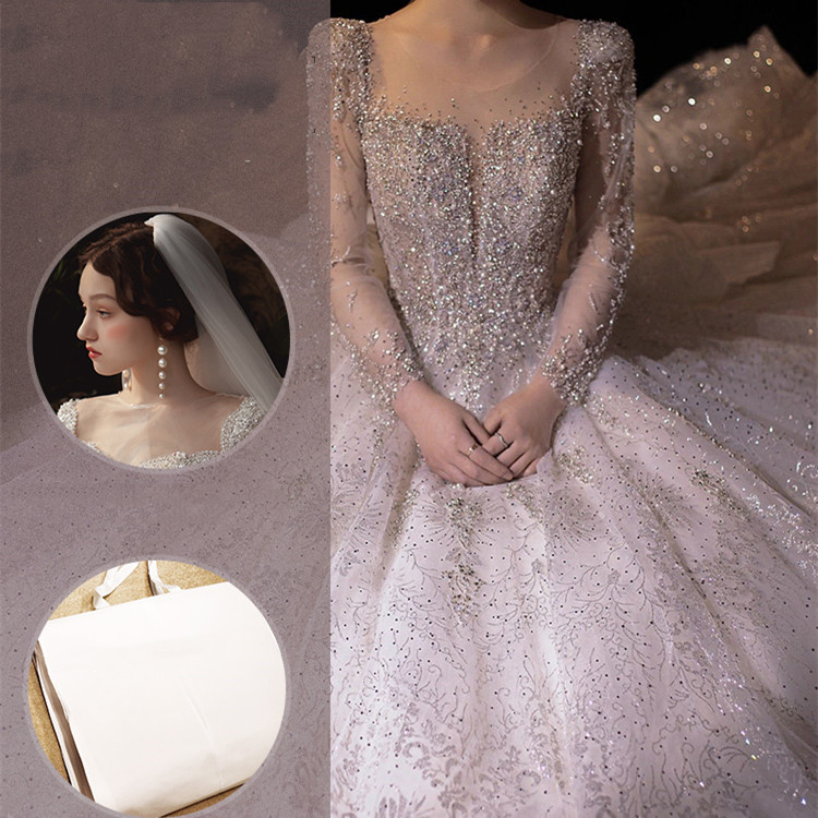 فساتين نسائية طويلة بأكمام طويلة وتصميم أنيق متدلي