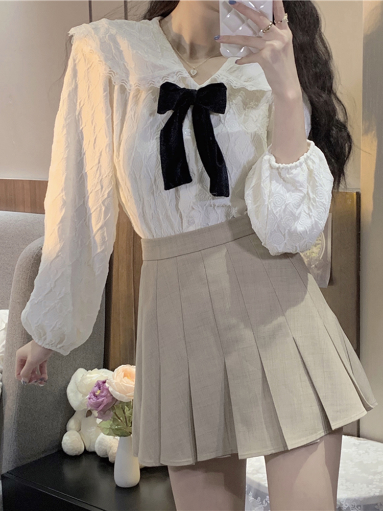 Title 4, Chic Lace Niche Reduction Doll Collar Shirt