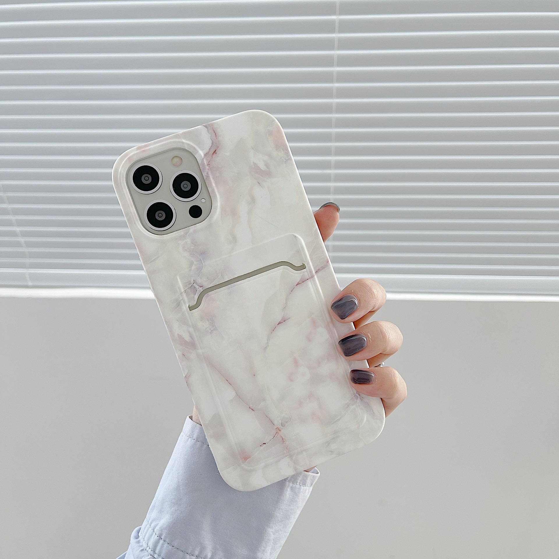 Offwhite marble