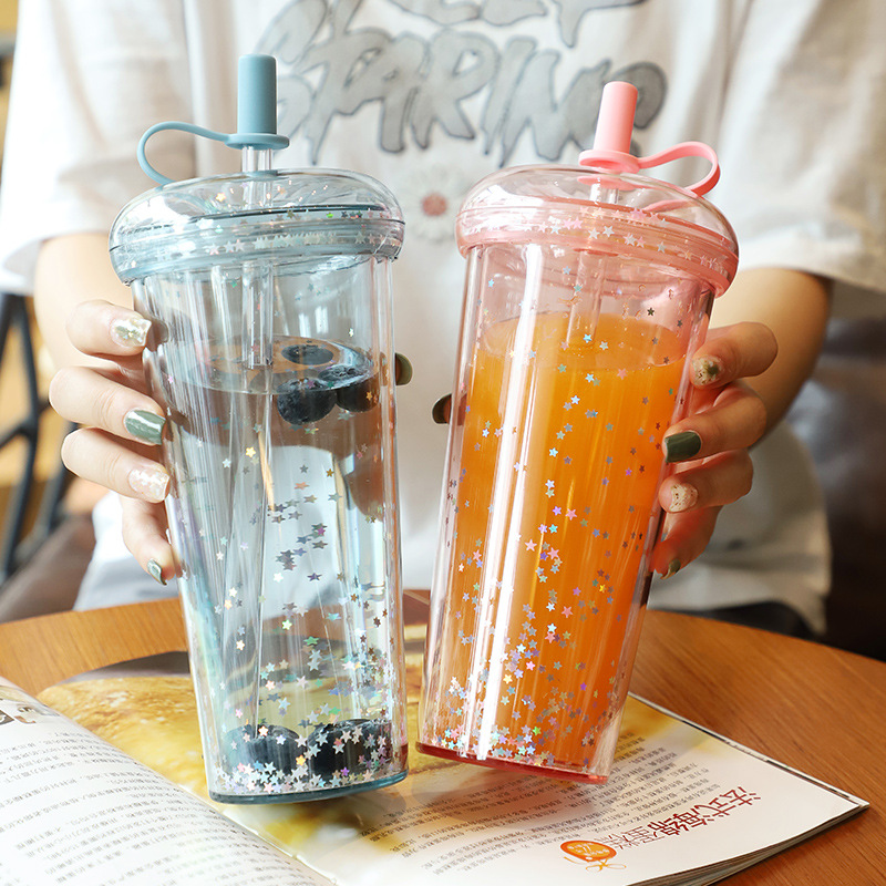 طَرَف نسائي بسيط مع شفاطة محمولة