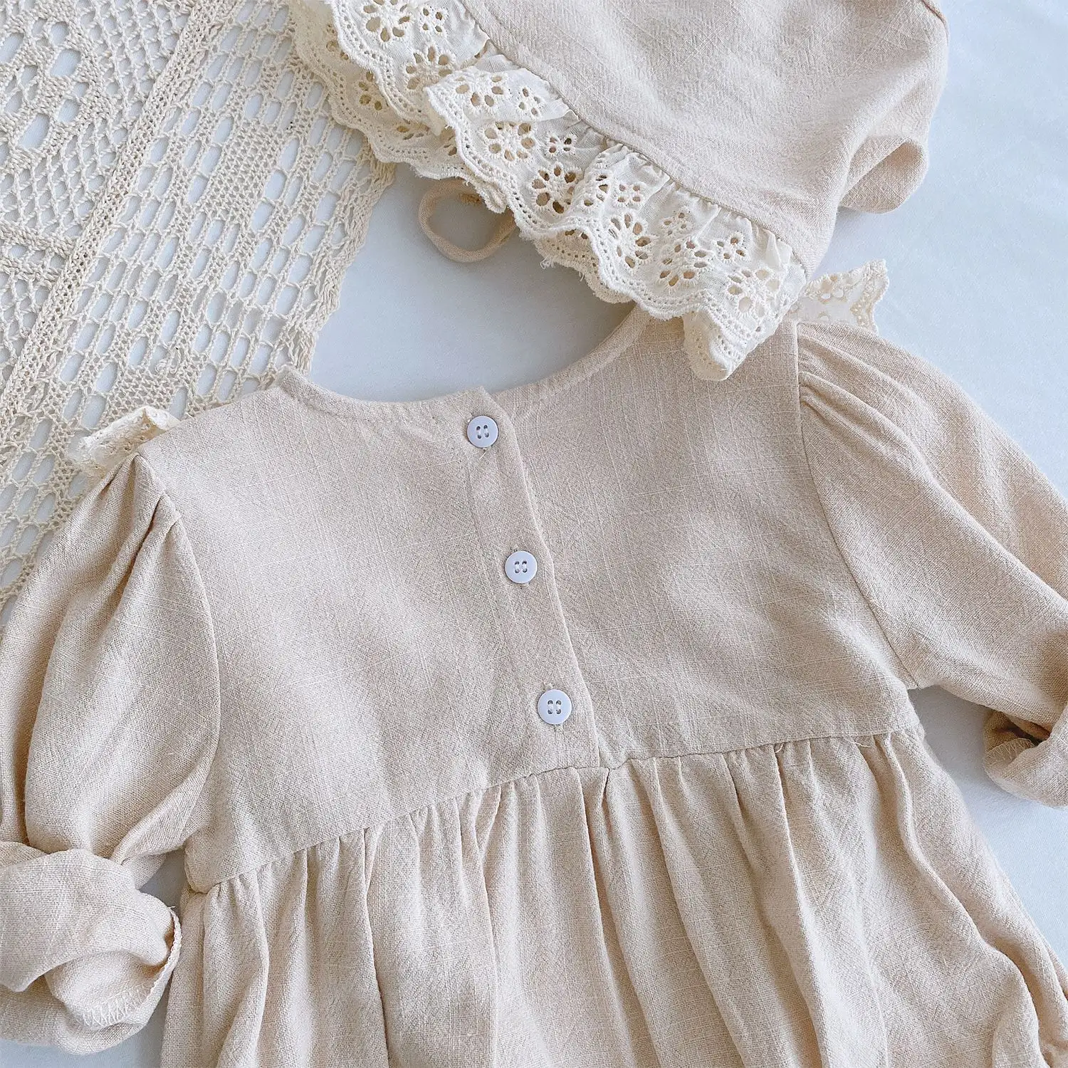 Free Hat Lace Onesie Baby Spring Clothes Newborn Rompers One Year Old Celebration Dress