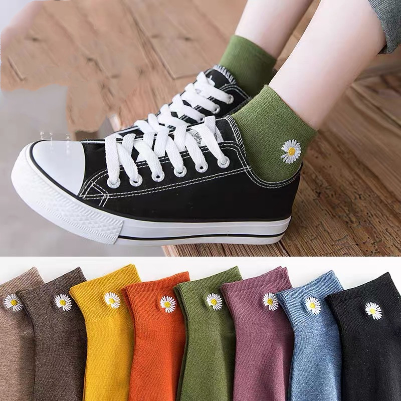 Title 9, Socks Female Retro Flower Purple Bubble Mouth P...