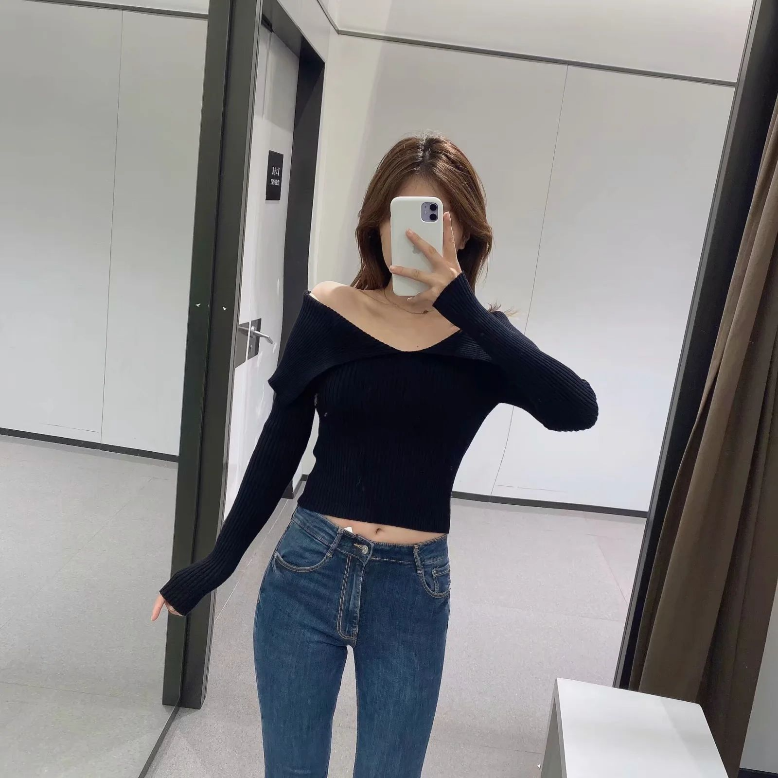 Title 18, New Style Big Lapel Solid Color Sweater For Aut...