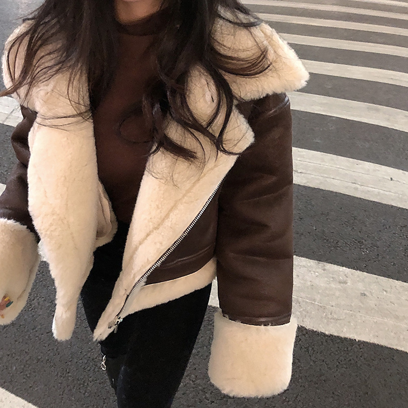 Women's Fashion Thickened Fur All-in-One Short Jacket