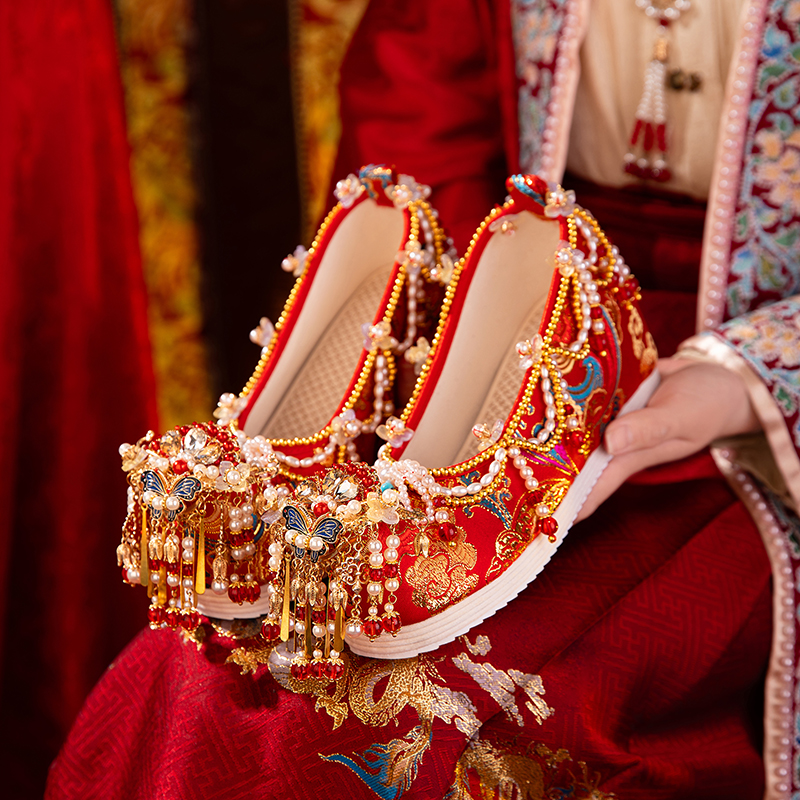 Original Handmade Hanfu Wedding Shoes, M Ing Dynasty Style Heavywork Hidden Heel Xiuhe Shoes, Chinese Wedding Bride Embroidered Shoes For Women
