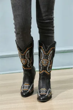 Thin Boots European And American Pointed Toe Retro High-heeled Boots - Black - View 1