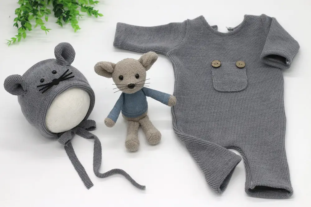 Three-piece Soft Knitted Jumpsuit, Hat, Doll And Mouse