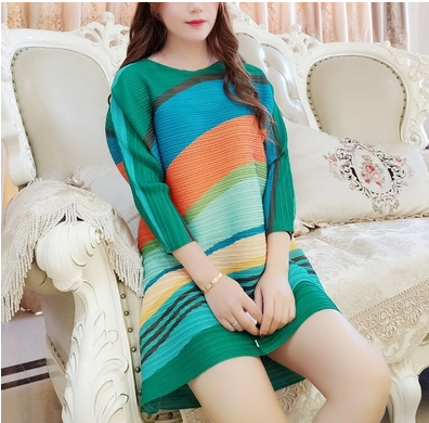 Green threequarter sleeves