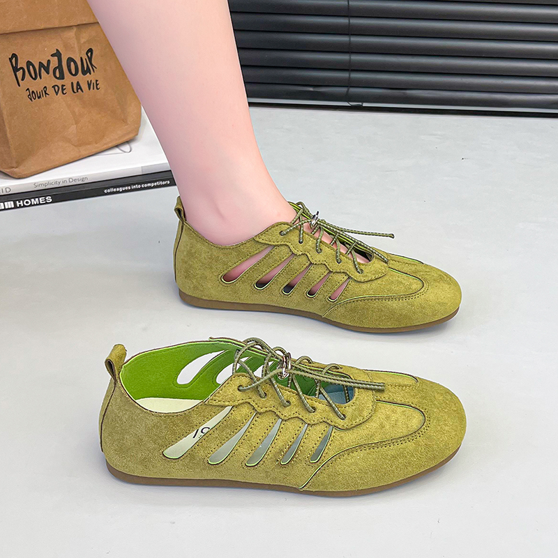 2026 New Women’s French Hollow Breathable Hidden Platform Mary Janes, Round Toe