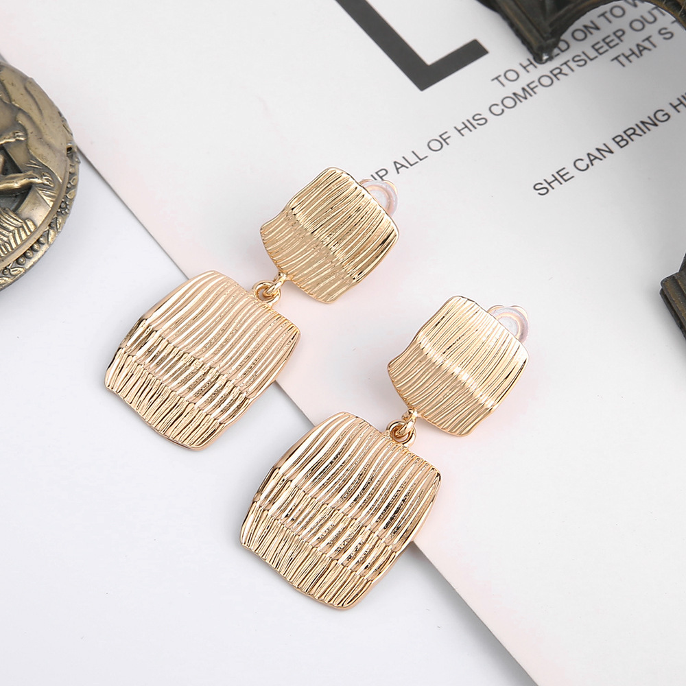 Temperament Personality European And American Earrings New Gold-plated Simple Exaggerated Stripes