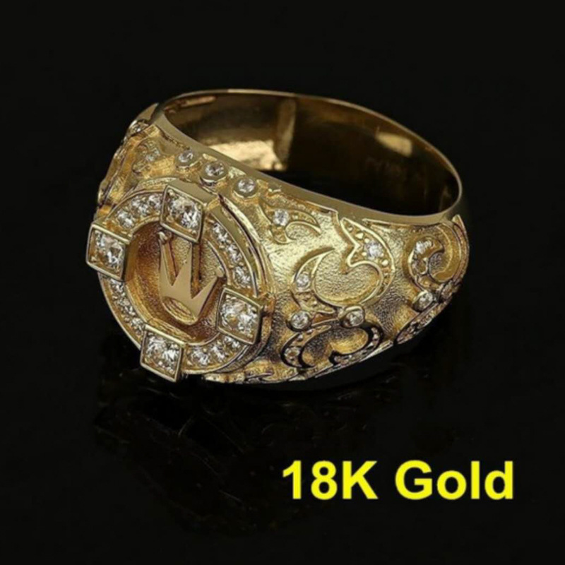 Hepburn Style Small Crown Diamond Ring